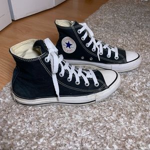 Black converse